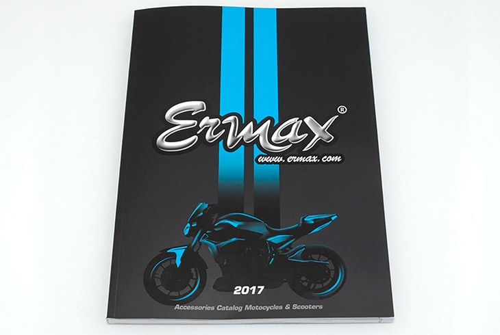 Catalogue d'accessoires motos/scooters 2017 pour Ermax by Zébra design